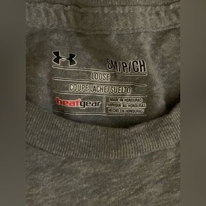Under armor light grey tee